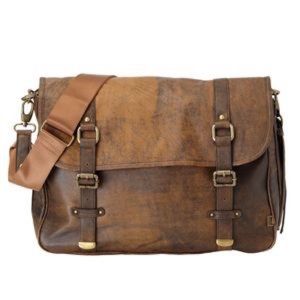 OiOi Australia Leather Messenger Diaper Bag